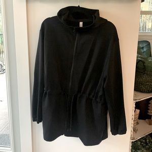 Lululemon Gotta Hustle Jacket. Size 14. Black. Brand new. Drawstring waist.